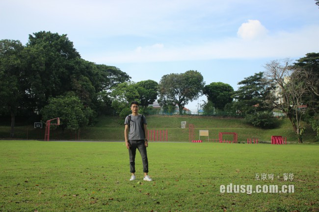 ޿͢ƼW(xu)¼У^(q)