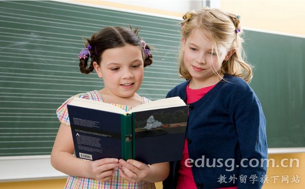 新加坡中學(xué)預(yù)科學(xué)校