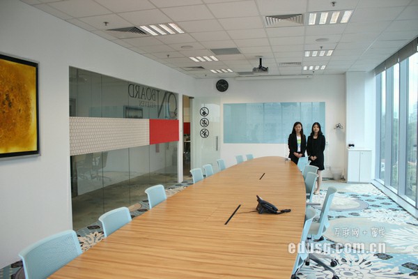 新加坡管理大學