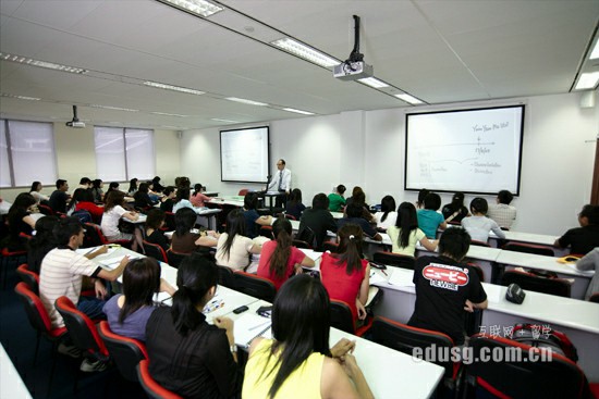 新加坡大學申請材料