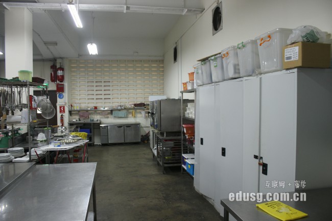 新加坡大學留學一年費用