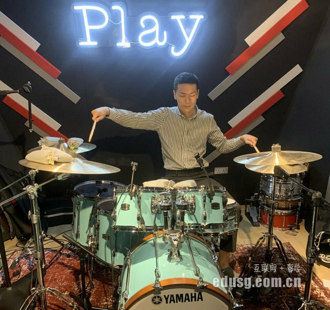 W¼팣IWM