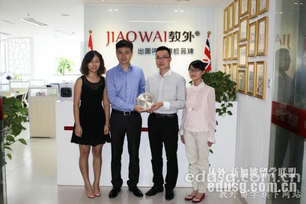 ¼RʿߵȽW(xu)Ժ