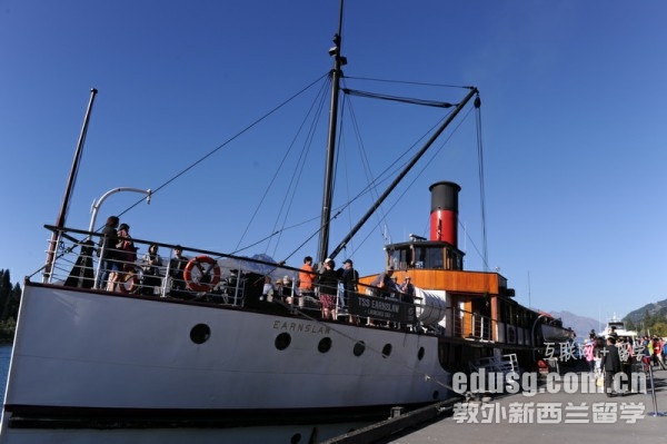 mռ{СW(xu)
