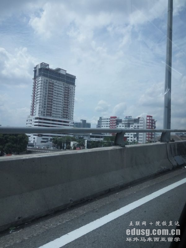 R큆W(xu)Ո(qng)x