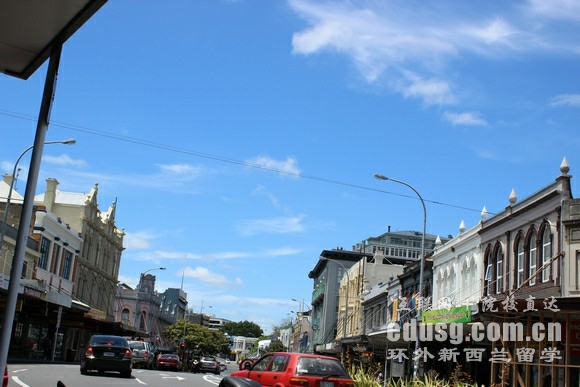 mW(xu)W(xu)